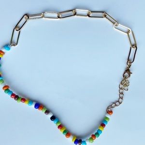 half beaded half gold chain short necklace!! 💗💗